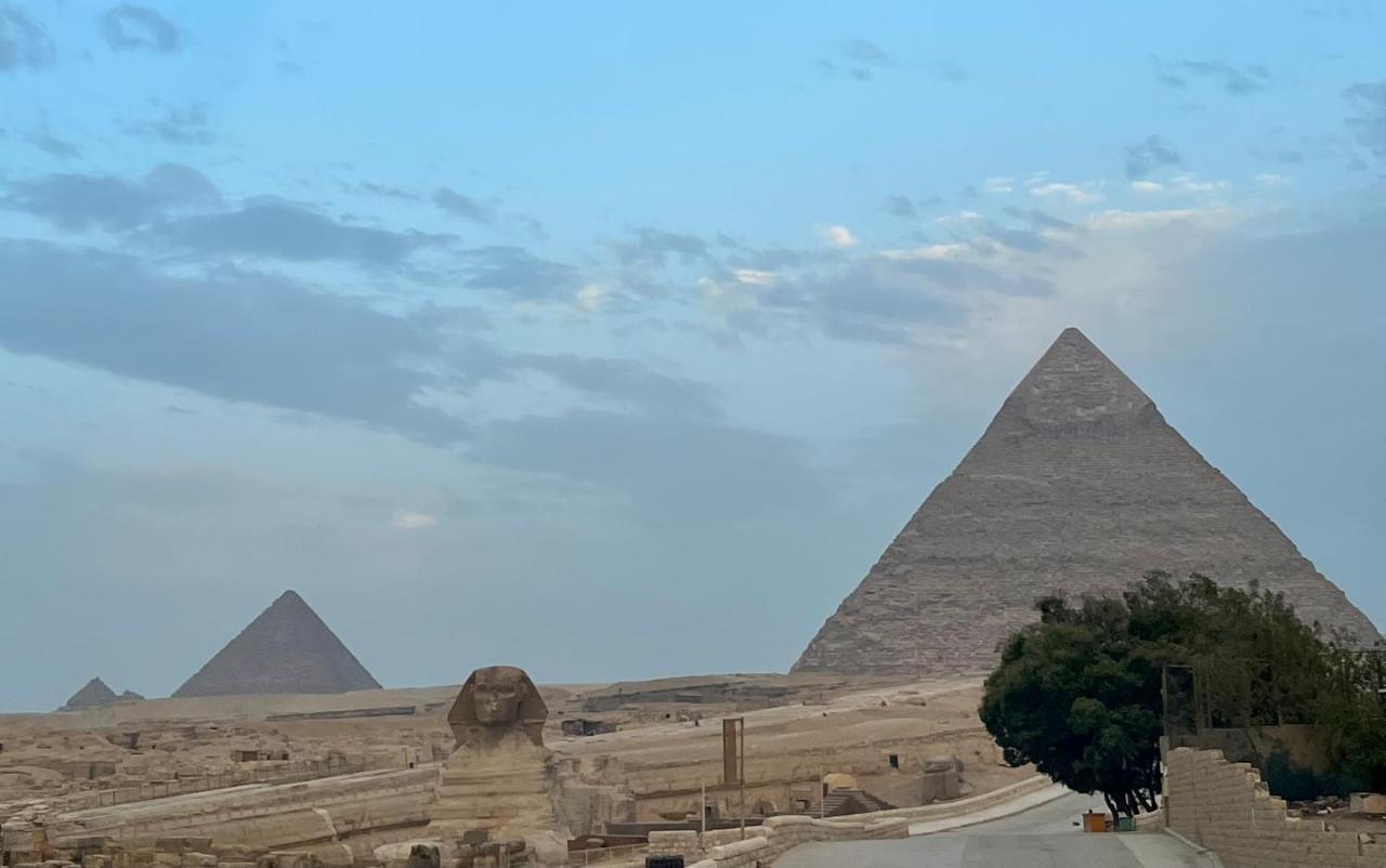 The Gate Hotel Front Pyramids & Sphinx View Kafret el-Gabal Extérieur photo
