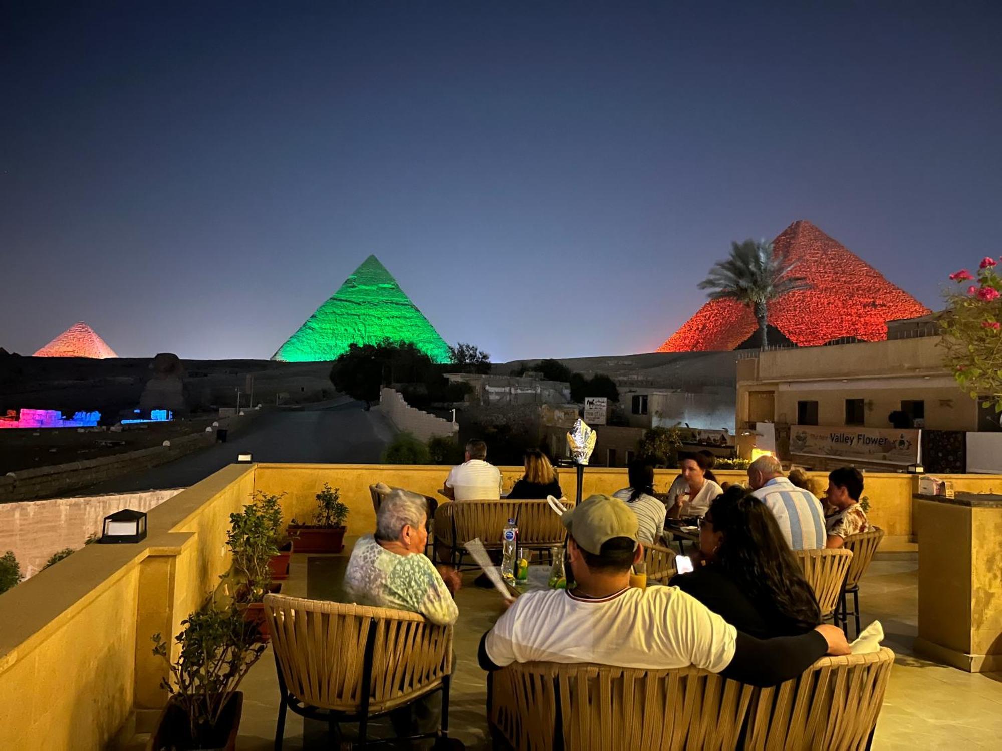 The Gate Hotel Front Pyramids & Sphinx View Kafret el-Gabal Extérieur photo