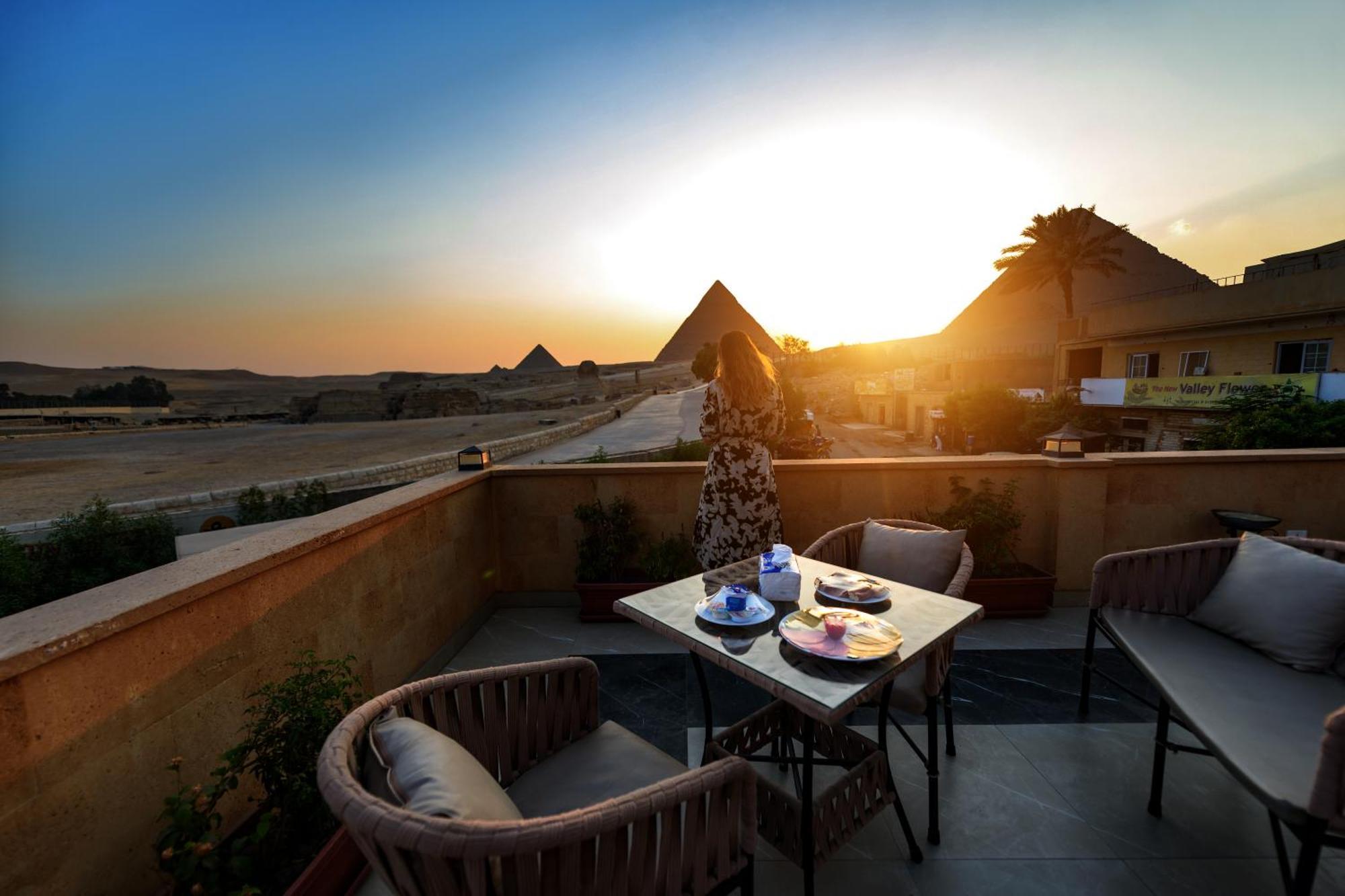 The Gate Hotel Front Pyramids & Sphinx View Le Caire Extérieur photo