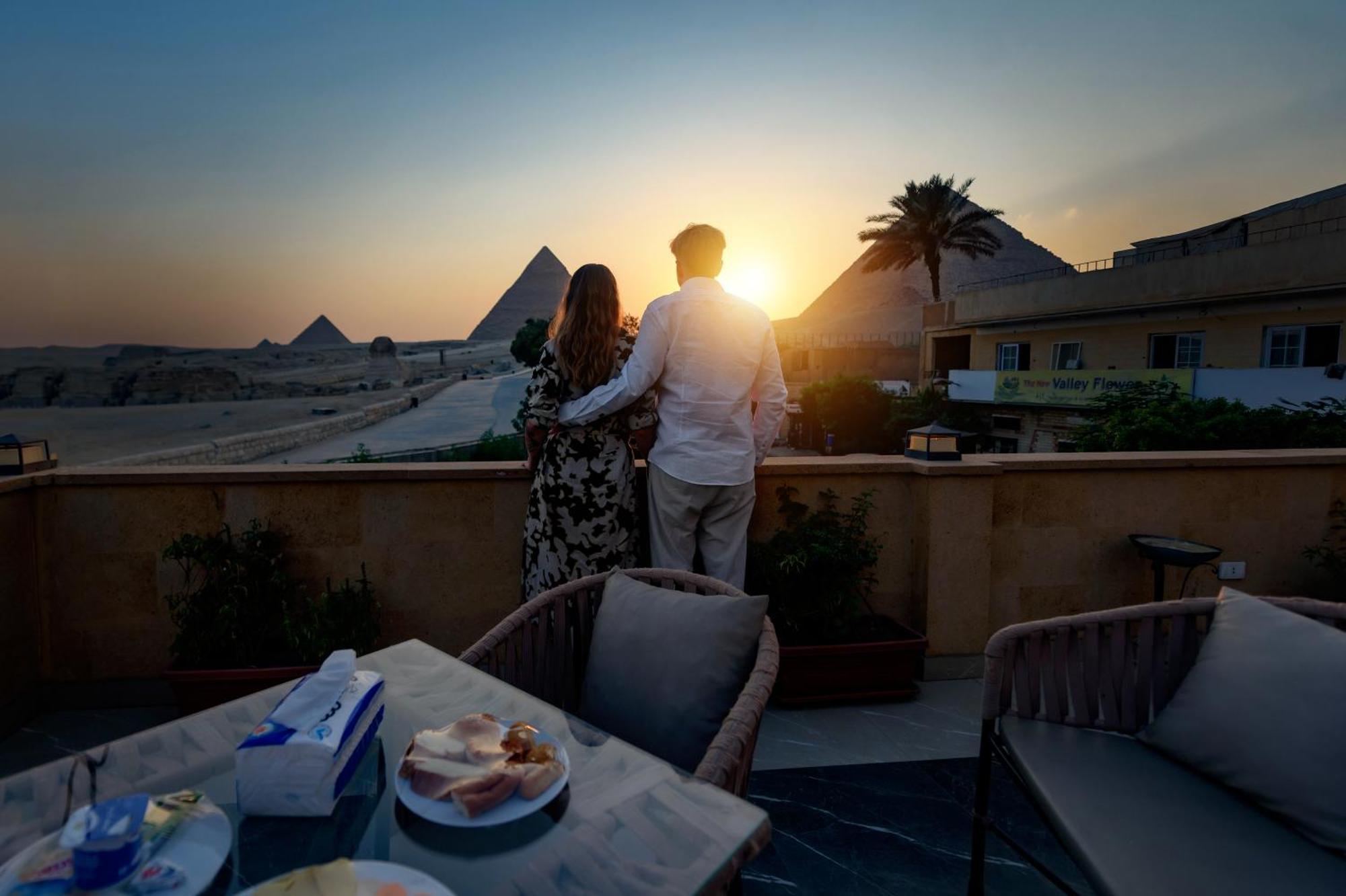 The Gate Hotel Front Pyramids & Sphinx View Kafret el-Gabal Extérieur photo